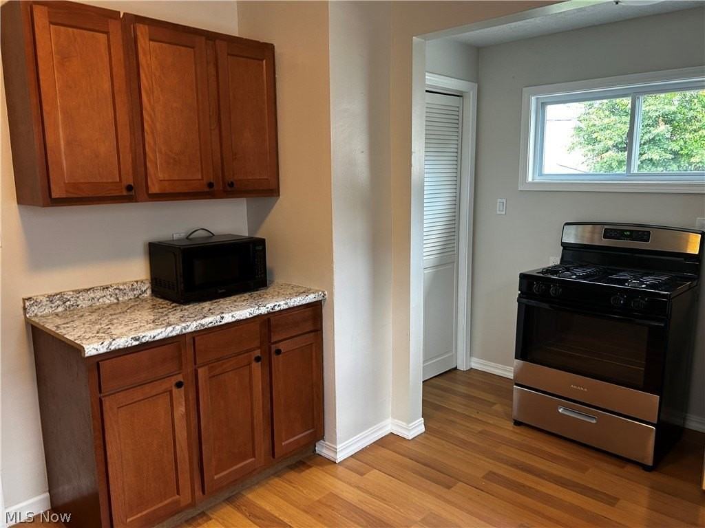 3383 W 128th St - Photo 5 of 28