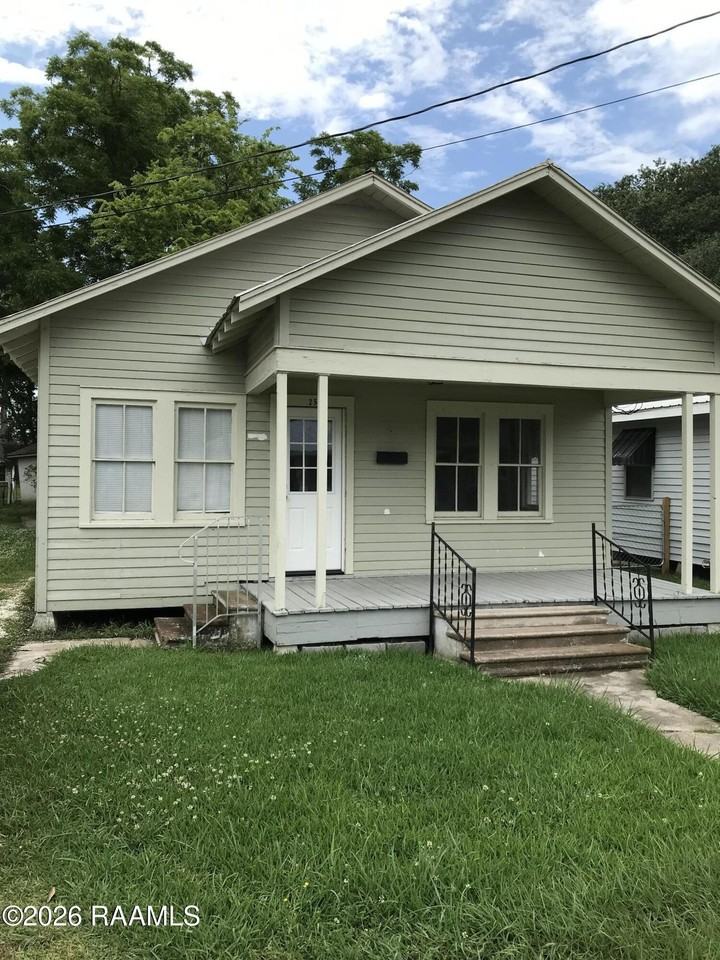 250 Blanchard St - Photo 2 of 12