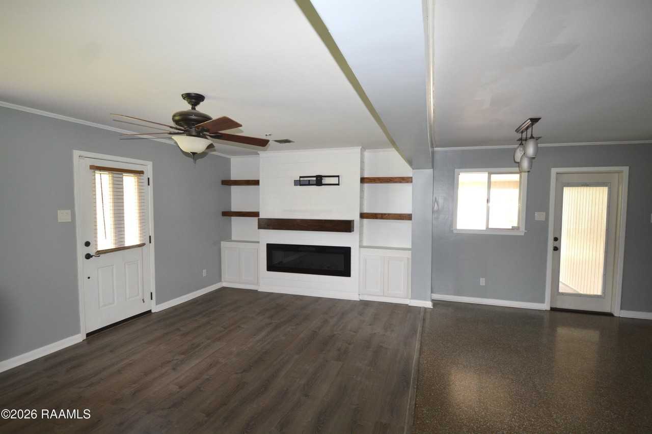 101 Boxwood Dr - Photo 5 of 24