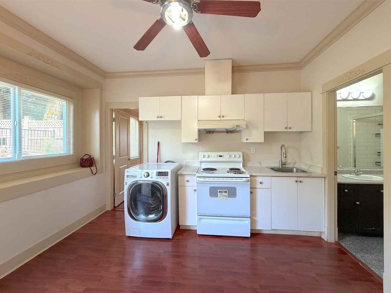 5043 Watling St - Photo 3 of 9