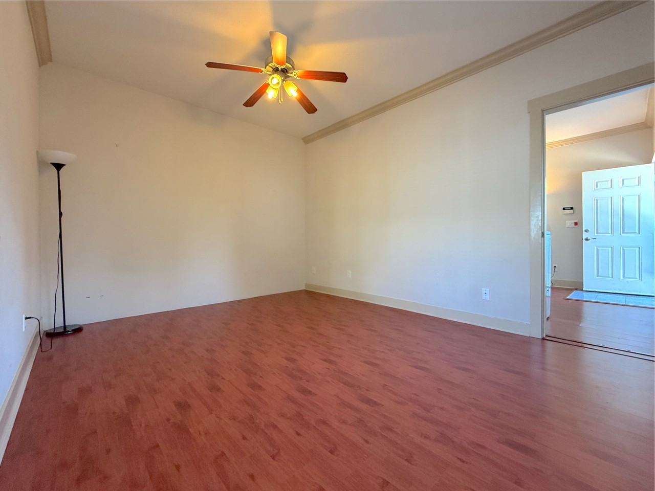 5043 Watling St - Photo 7 of 9