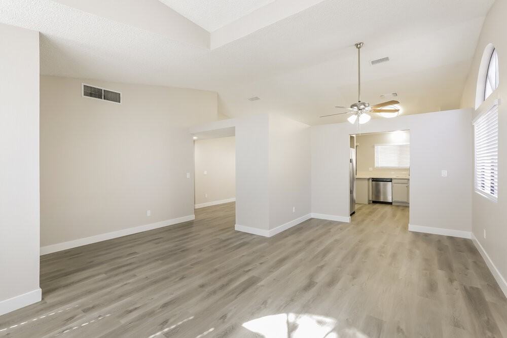 1330 White Dr - Photo 4 of 16