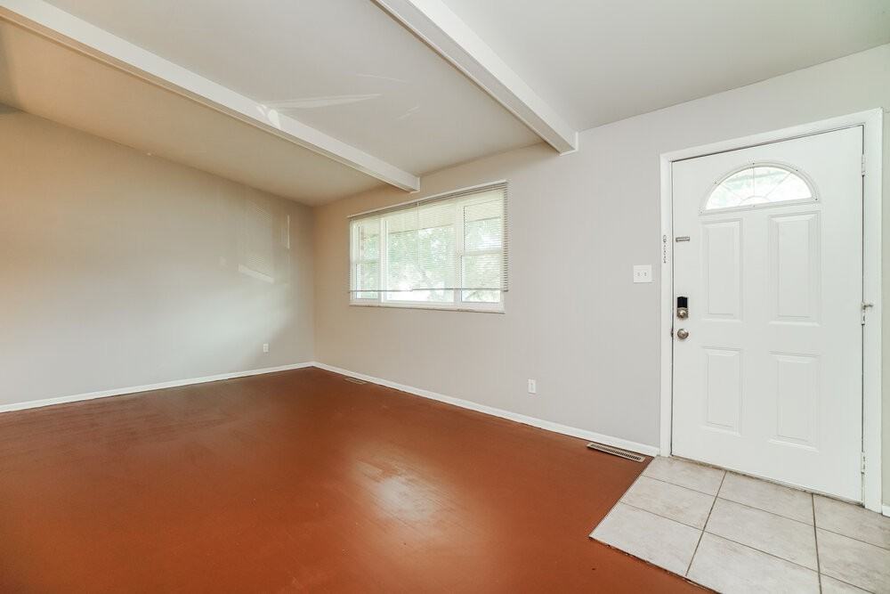 1399 Fullen Rd - Photo 6 of 19