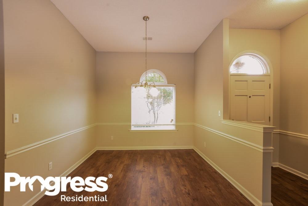 8595 Bell Ridge Dr - Photo 3 of 16
