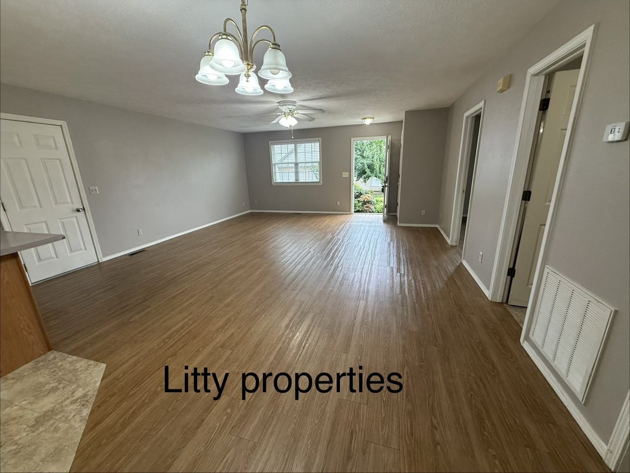 1509 Fair Park Cir #1 - Photo 3 of 8