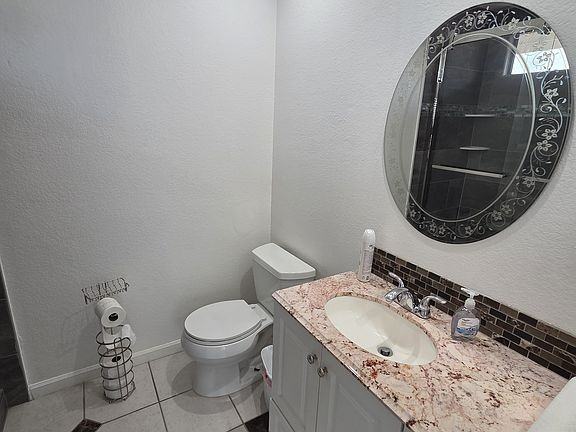 22852 Springdale Drive - Photo 5 of 8