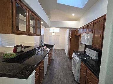 22852 Springdale Drive - Photo 6 of 8