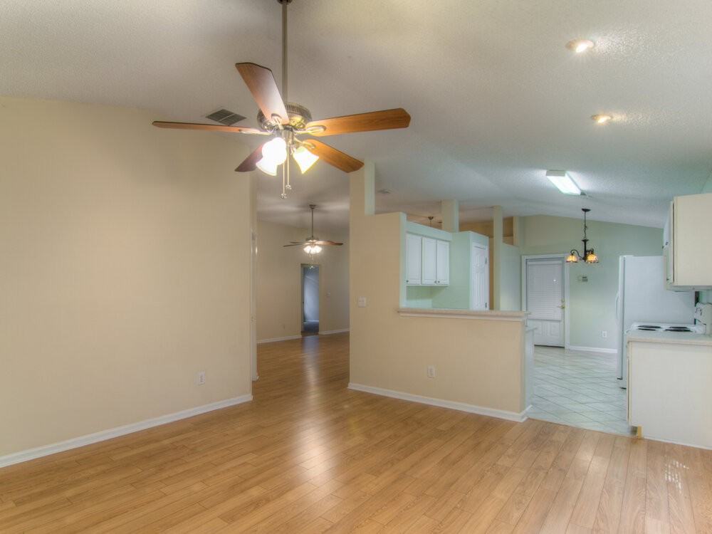 1588 Glen View St - Photo 7 of 16
