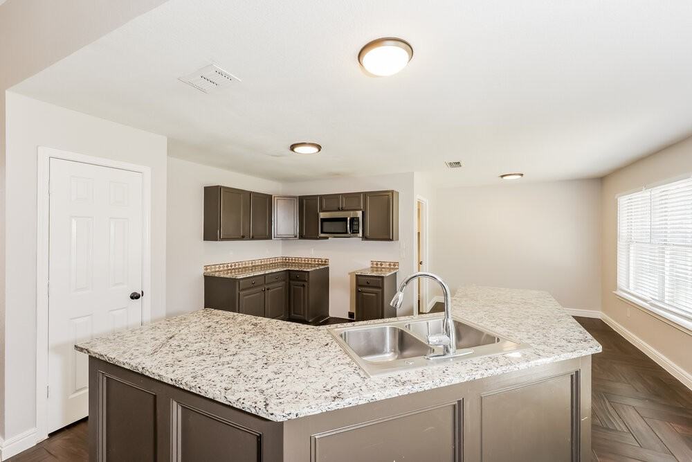 613 Fawn Meadow Trl - Photo 7 of 16