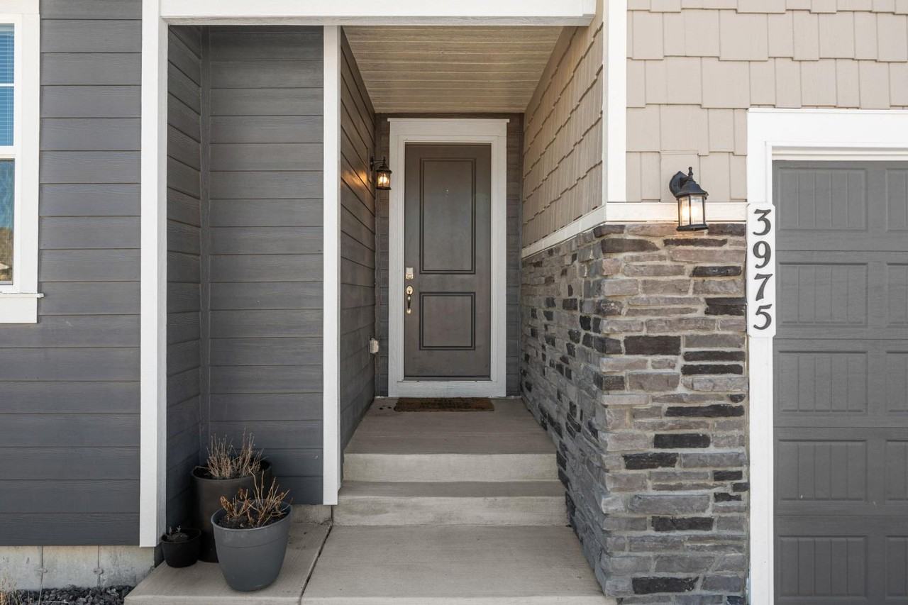 3975 Ivy Hill Dr - Photo 6 of 20