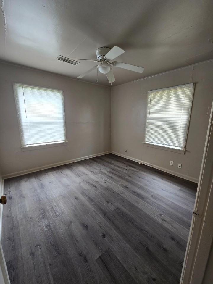 420 S Peachtree St - Photo 3 of 7