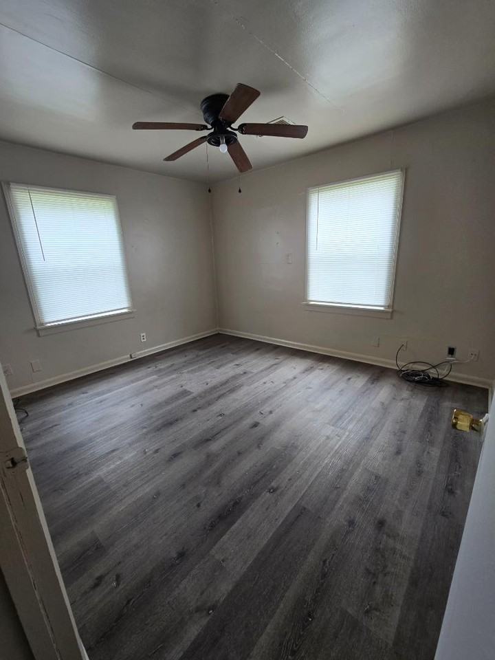 420 S Peachtree St - Photo 4 of 7
