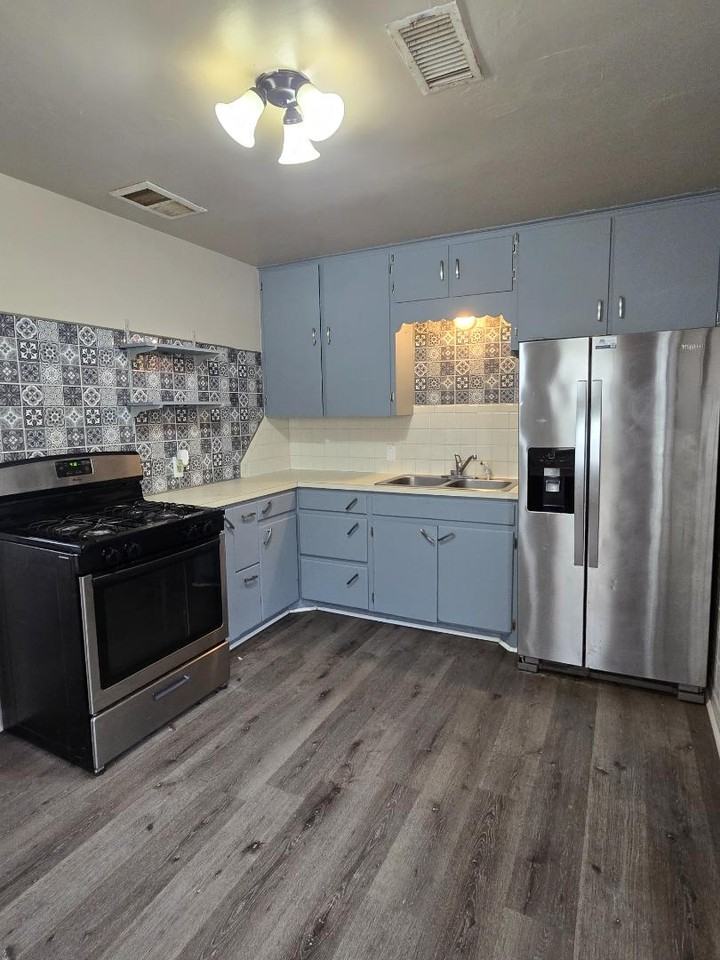 420 S Peachtree St - Photo 7 of 7