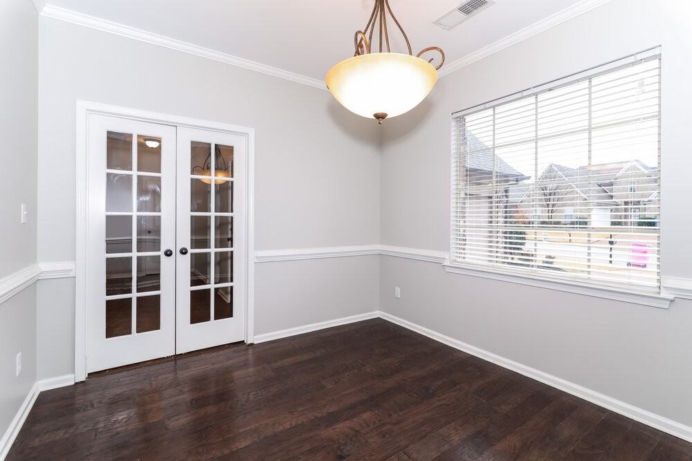 2936 Boffin Dr - Photo 4 of 15