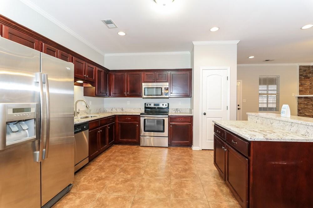 2936 Boffin Dr - Photo 5 of 15
