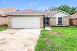 featured image of 2321 Clareton Dr