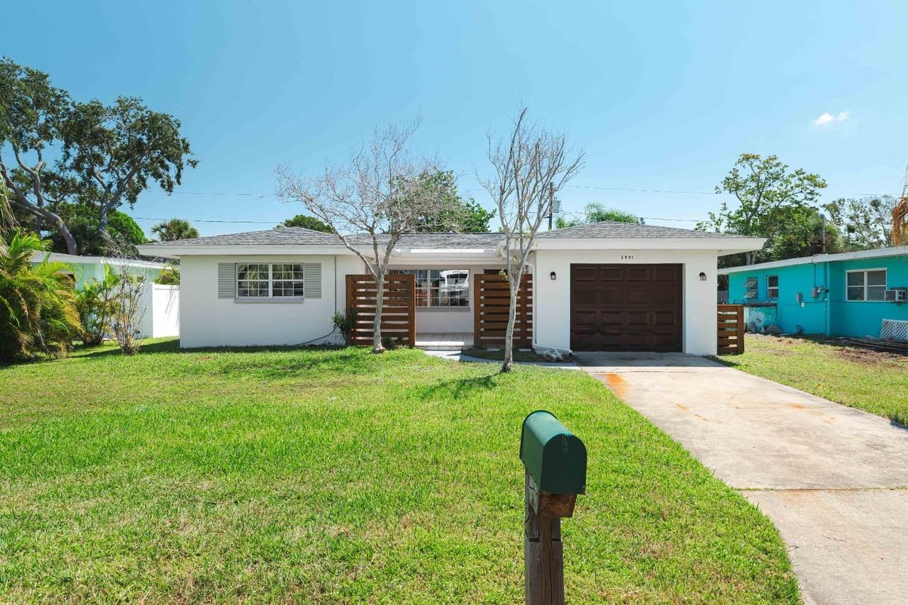 2491 Coronado Way - Photo 4 of 11