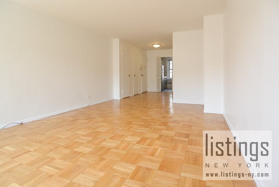 79 West 12th Street #7A - Photo 6 of 32