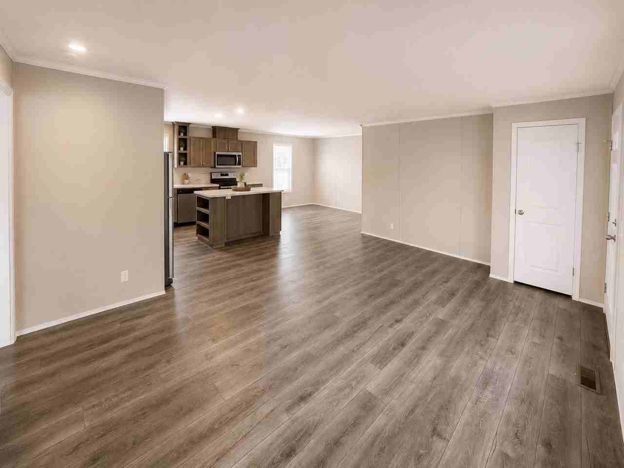 3669 Hawthorne St #566 - Photo 2 of 21