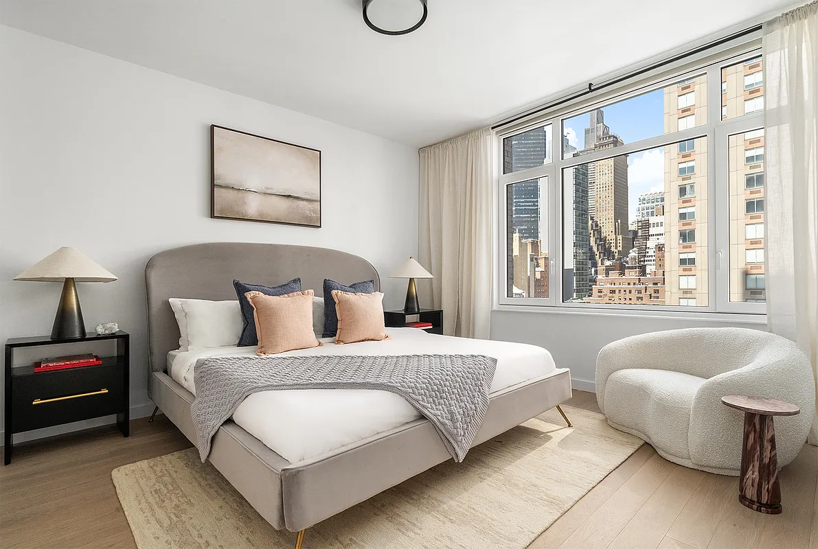 162 East 36th Street #18C - Photo 4 of 15