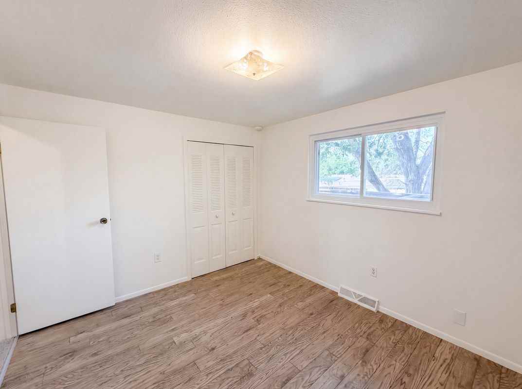 203 South 16th Avenue - Photo 5 of 9