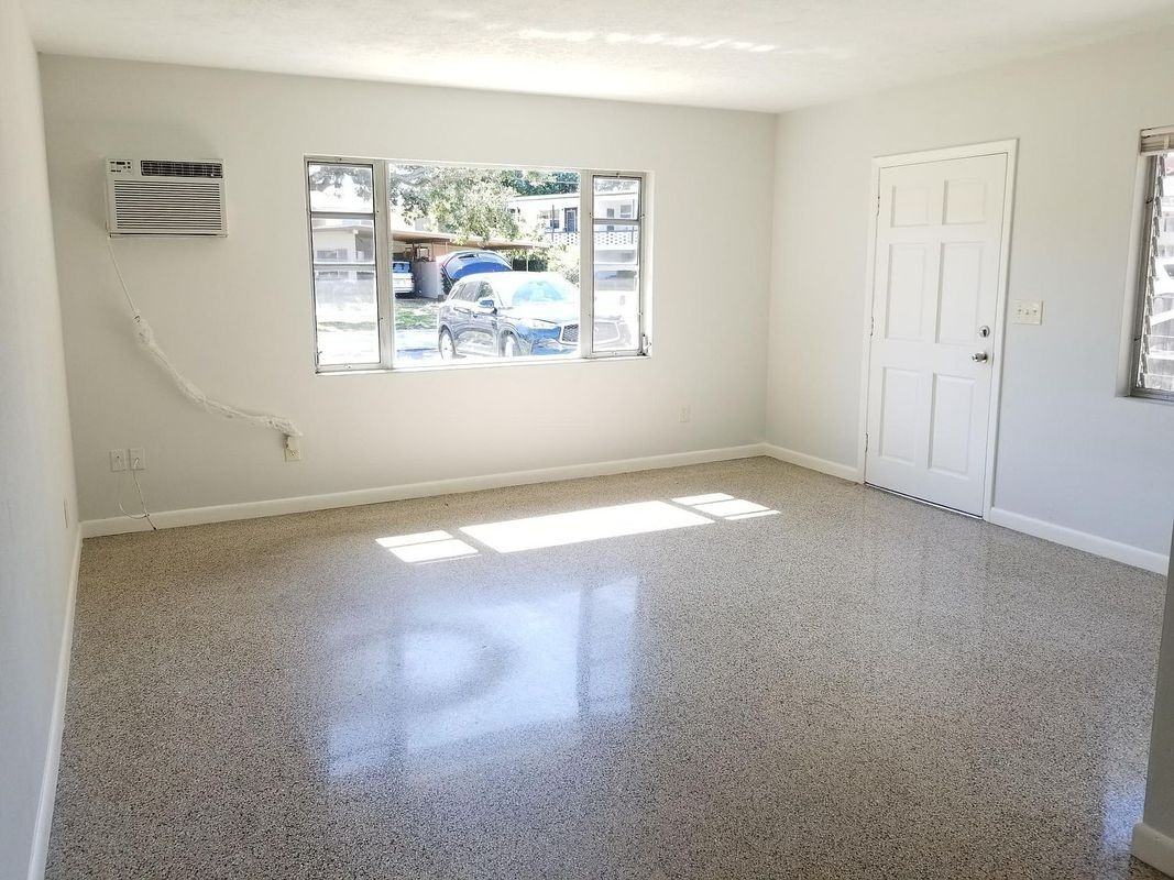 2325 Belmar Dr - Photo 3 of 13