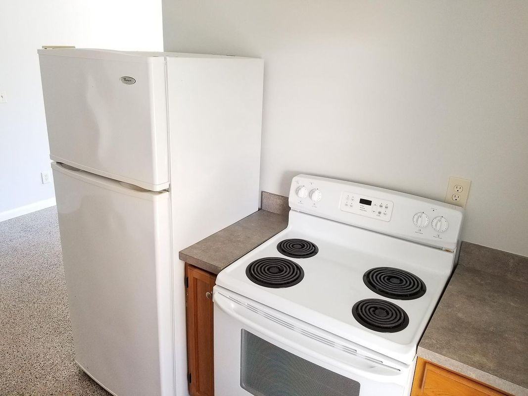 2325 Belmar Dr - Photo 5 of 13
