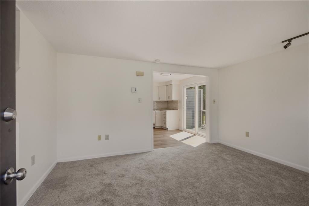 200 Post Rd ##411 - Photo 6 of 34