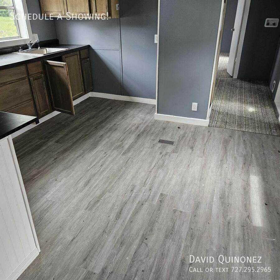 5606 Le Steele Blvd - Photo 2 of 16