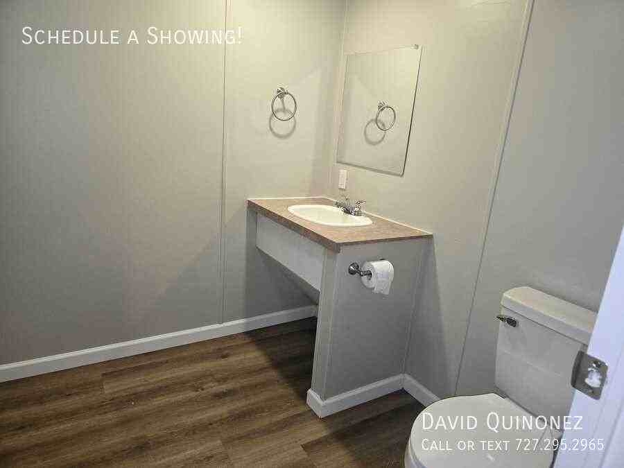 10 Butler Dr - Photo 2 of 10