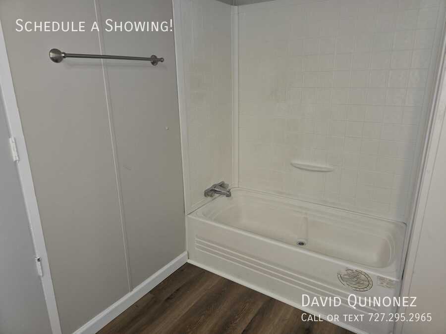 10 Butler Dr - Photo 3 of 10