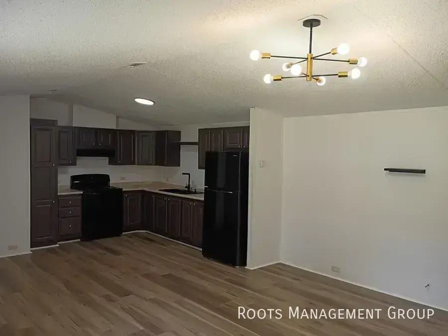 32 Luke Dr #32 - Photo 6 of 15