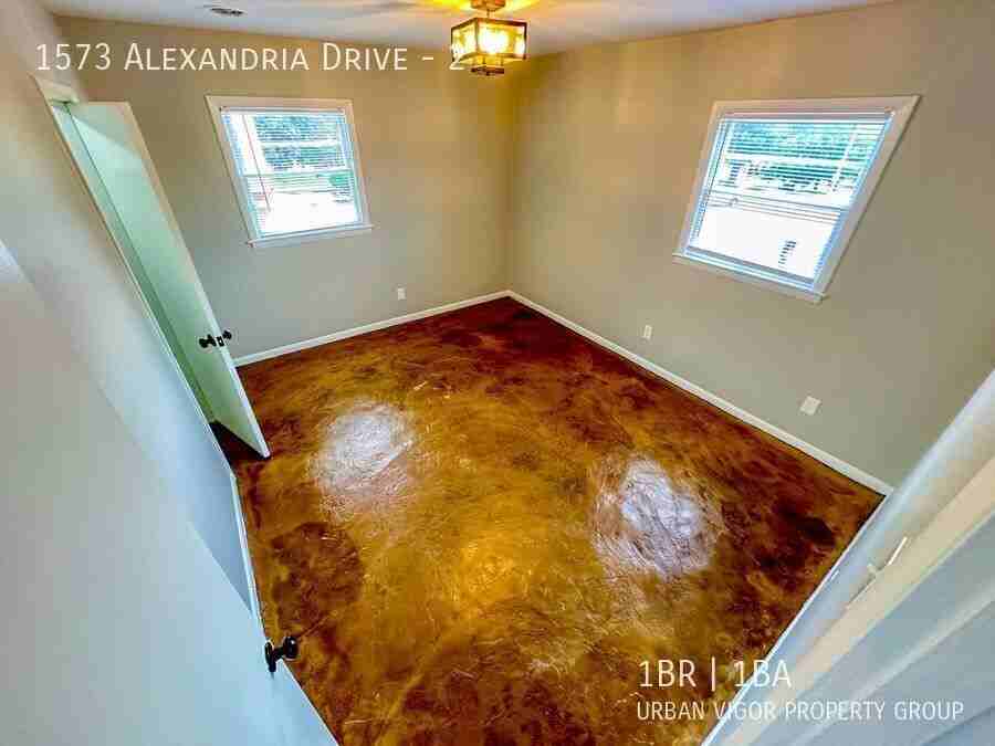 1573 Alexandria Dr #2 - Photo 4 of 14