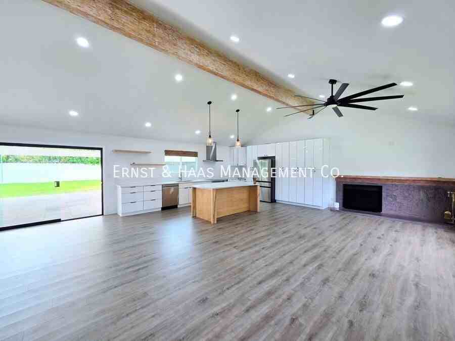 3041 Yellowtail Dr - Photo 3 of 23