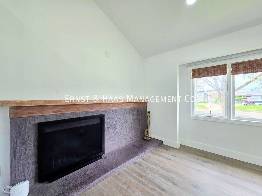 3041 Yellowtail Dr - Photo 6 of 23