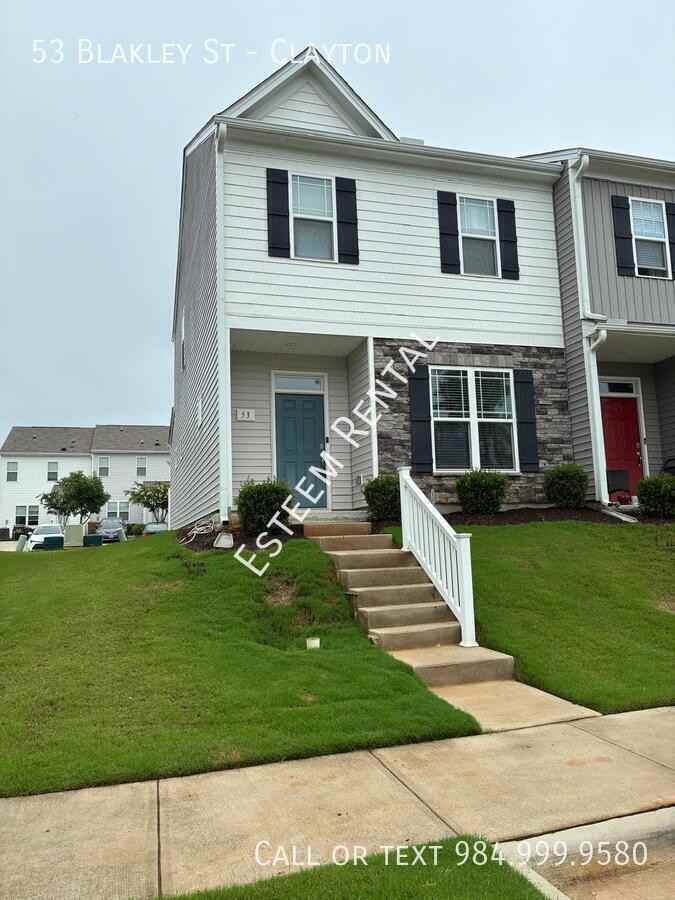 53 Blakely St