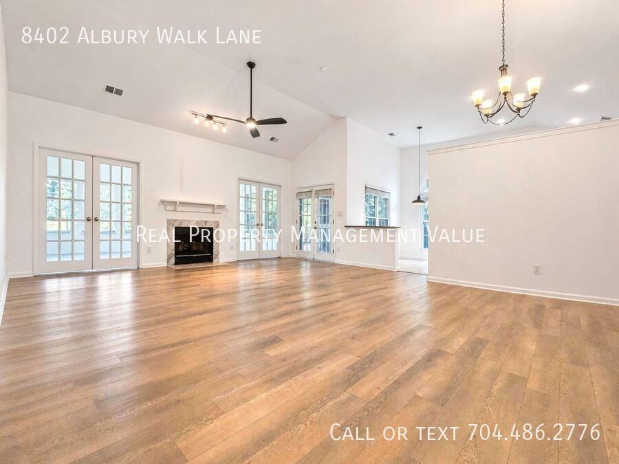 8402 Albury Walk Ln - Photo 5 of 23