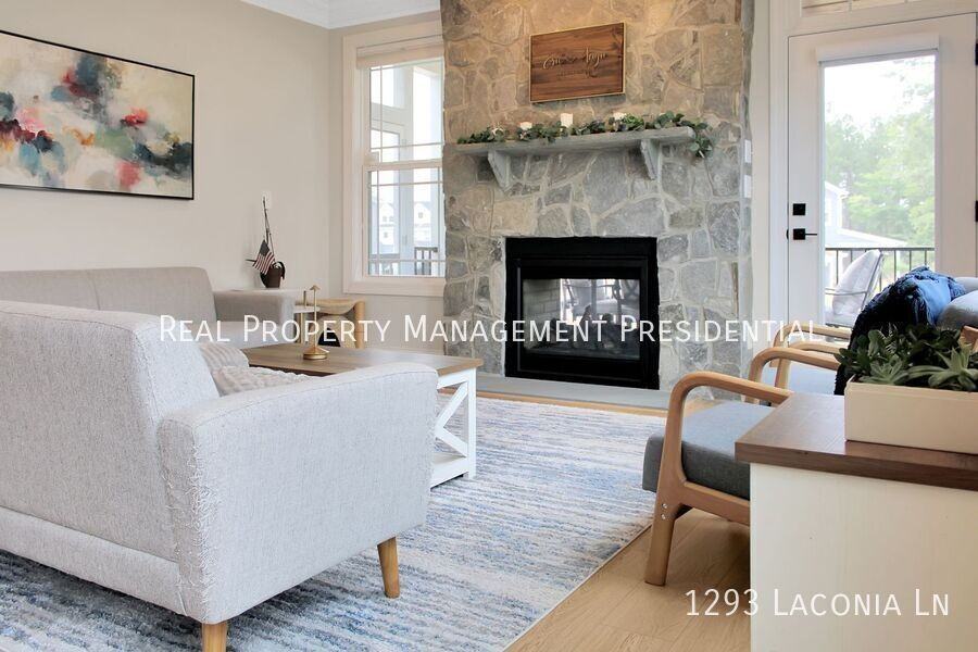 1293 Laconia Ln - Photo 4 of 28