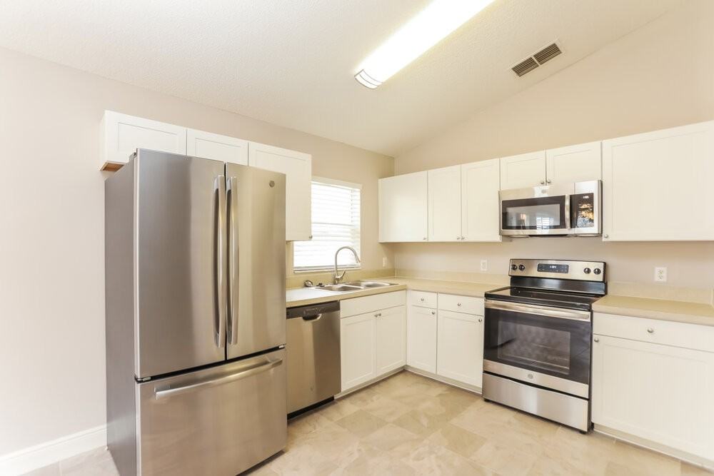 813 Shell Ln - Photo 6 of 16
