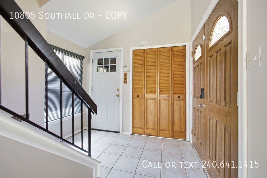 10805 Southall Dr #COPY - Photo 2 of 28