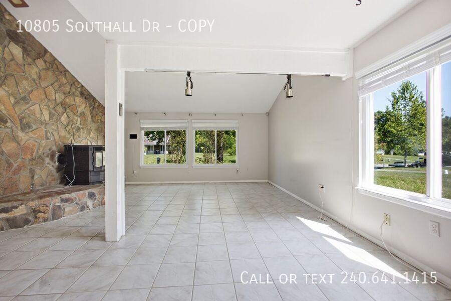 10805 Southall Dr #COPY - Photo 4 of 28