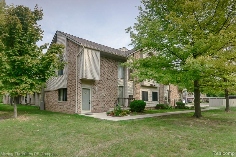 42551 Lilley Pointe Dr - Photo 5 of 23