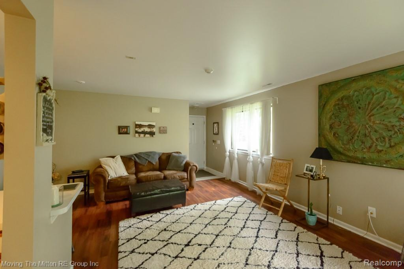 42551 Lilley Pointe Dr - Photo 7 of 23