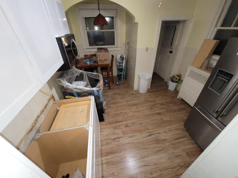 429 S 3rd St - Photo 3 of 19
