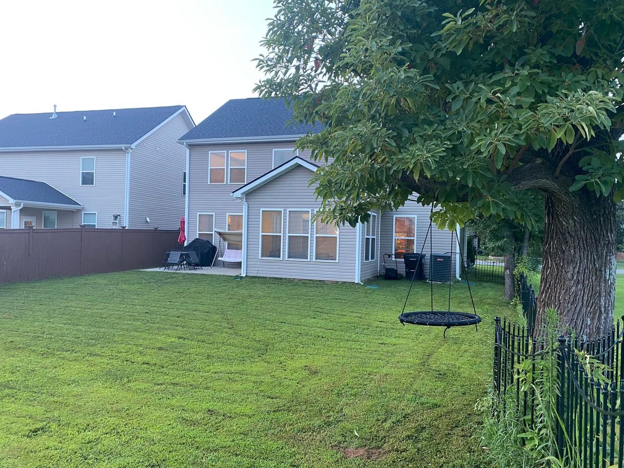 2429 Miranda Dr - Photo 2 of 20