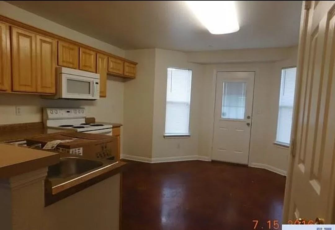 3131 Douglas Fir Dr - Photo 2 of 14