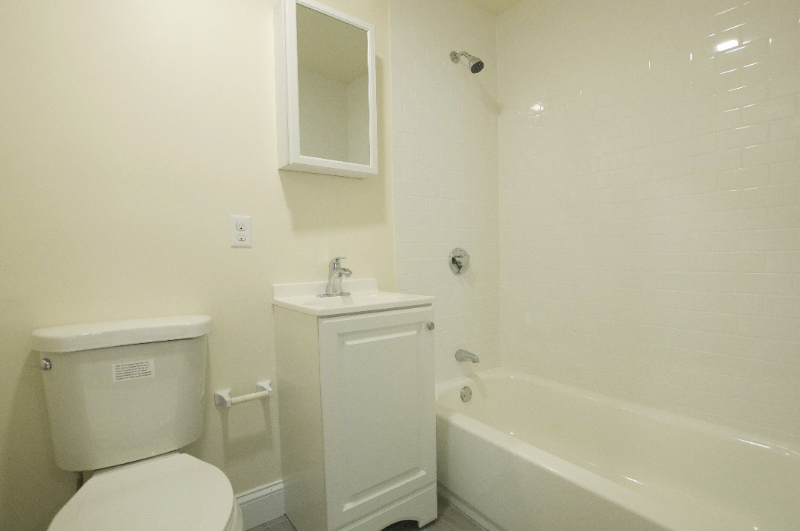 501 E Broadway #3 - Photo 4 of 4