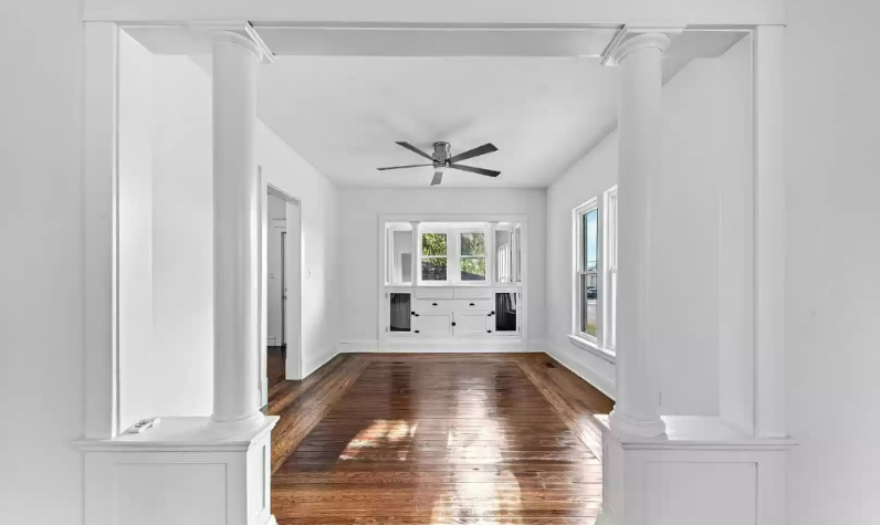 515 S Dearborn Ave - Photo 6 of 14