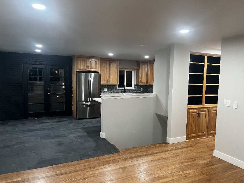 6831 Brooks Dr - Photo 3 of 6