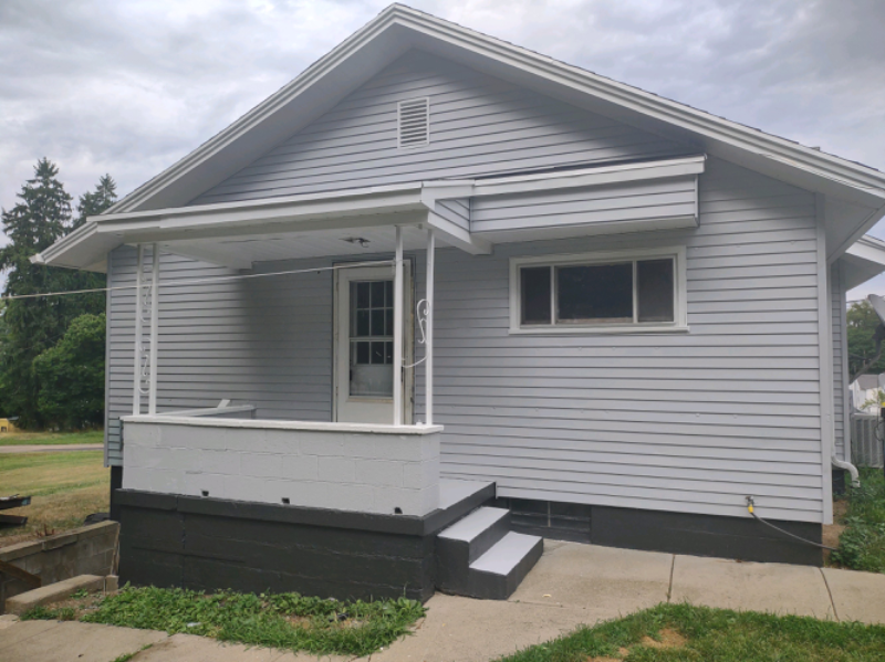 105 Maher St - Photo 4 of 29